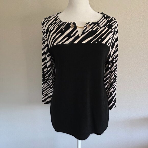 Chico's Travelers Top Tunic Black White Stretch Gold Chain Accent Size 0 Small - Picture 1 of 8